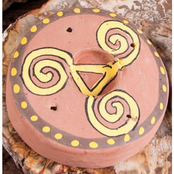 Räucherstäbchen und Kegelhalter Triskell