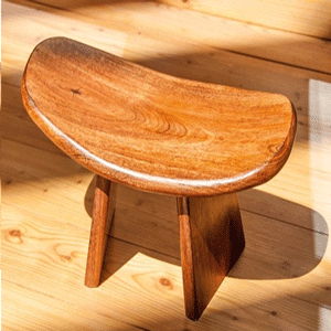 Meditationshocker aus Holz