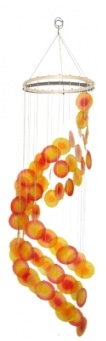 Windspiel Muschel Spirale, rund in rot-orange-gelb