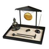 Zen Garten mit Buddha und Gong