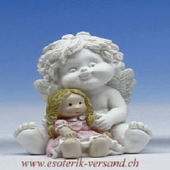 Engel iGOR - mit Puppe im Arm