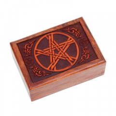 Tarotkistchen mit geschnitztem Pentagramm